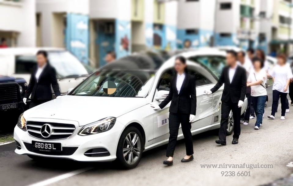 Buddhist Funeral Hearse Escort