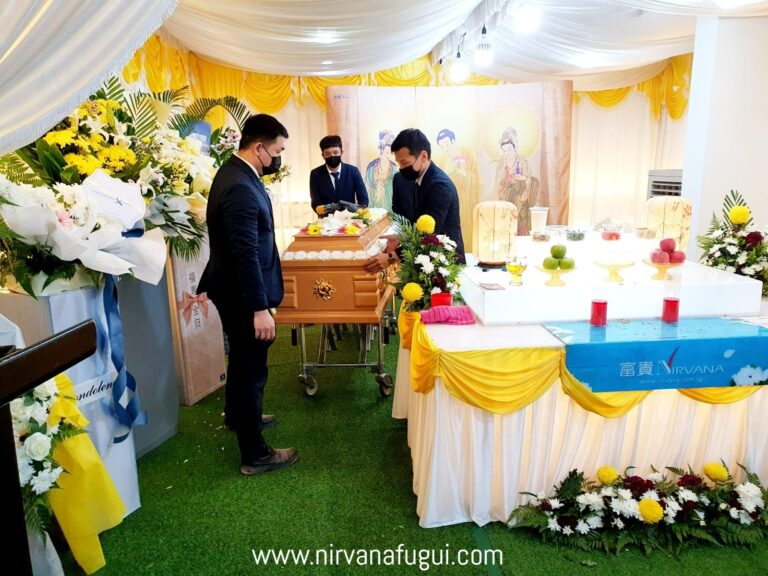 Professionally trained staffs are providing the funeral services