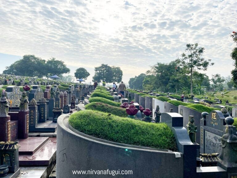 Land burial becomes less popular in Singapore
