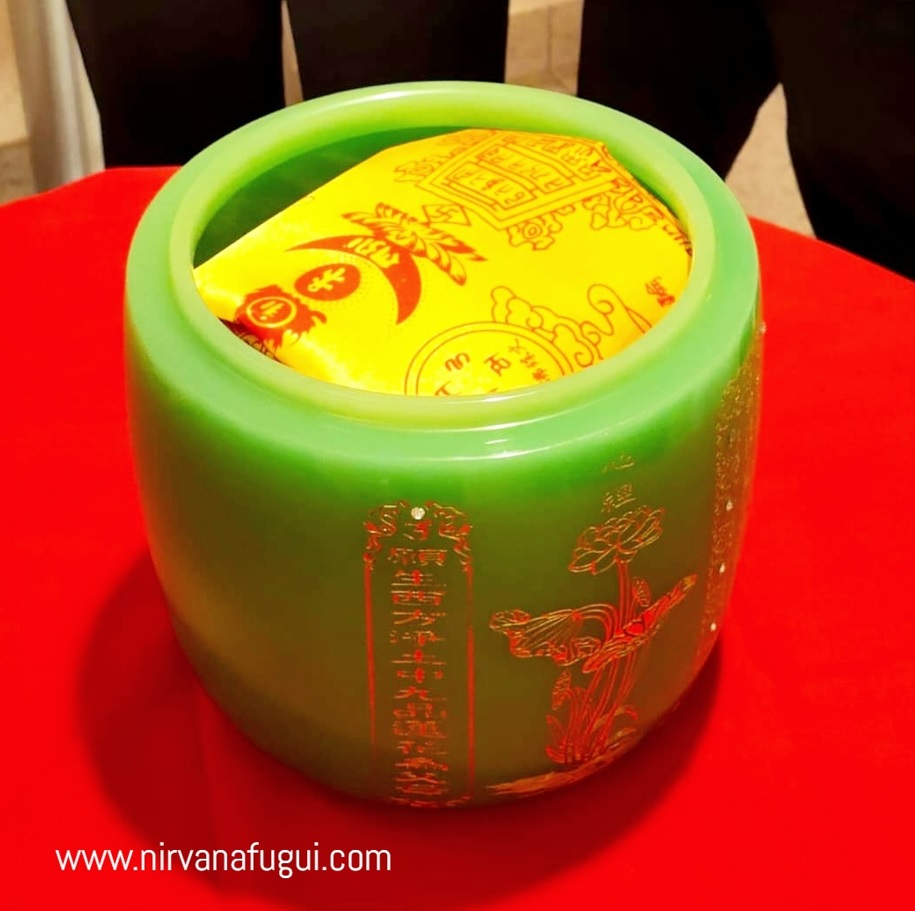 Where to put ashes after cremation or funeral in Singapore?