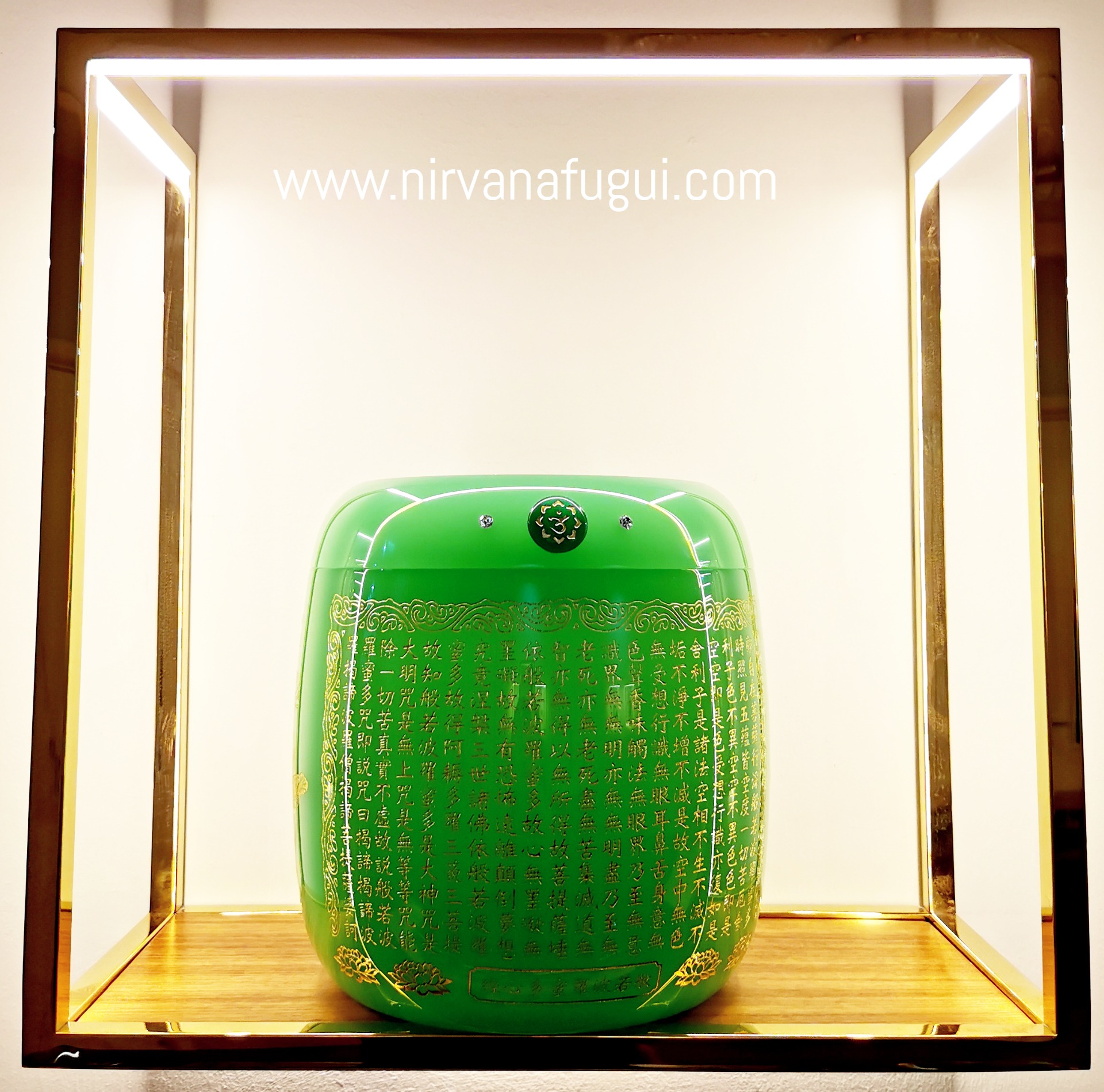 Nirvana Singapore provides the high standard urn to store the cremation ashes in the columbarium