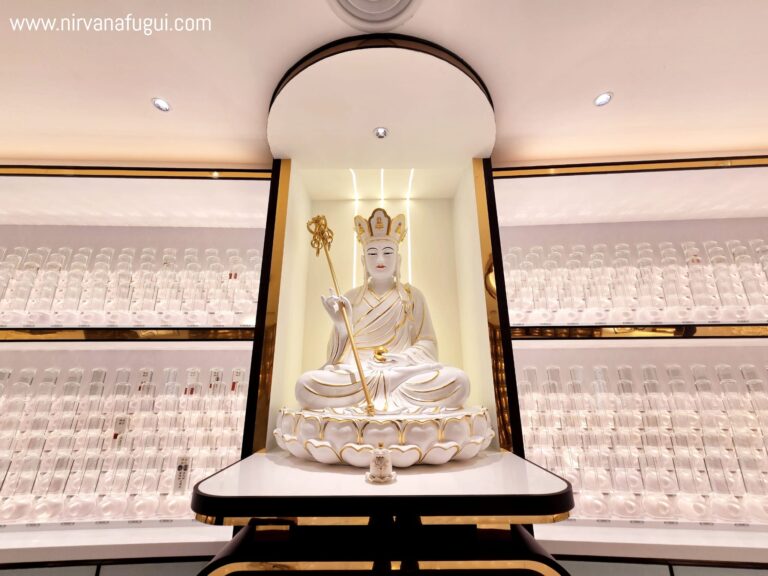 Nirvana Singapore houses the ancestral tablets in a comfortable environment