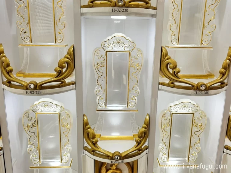 Elegant ancestral tablet, features a refined white and gold finish